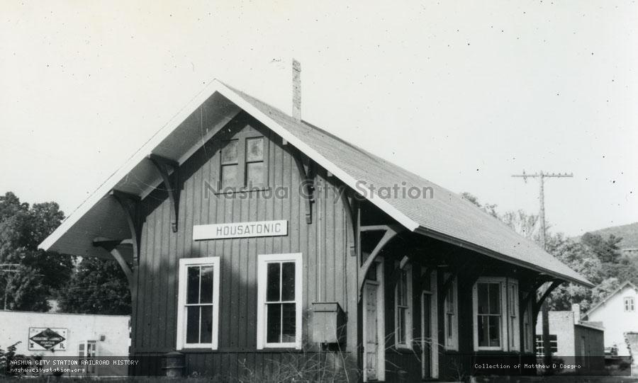 Postcard: Housatonic Station, Great Barrington, Massachusetts